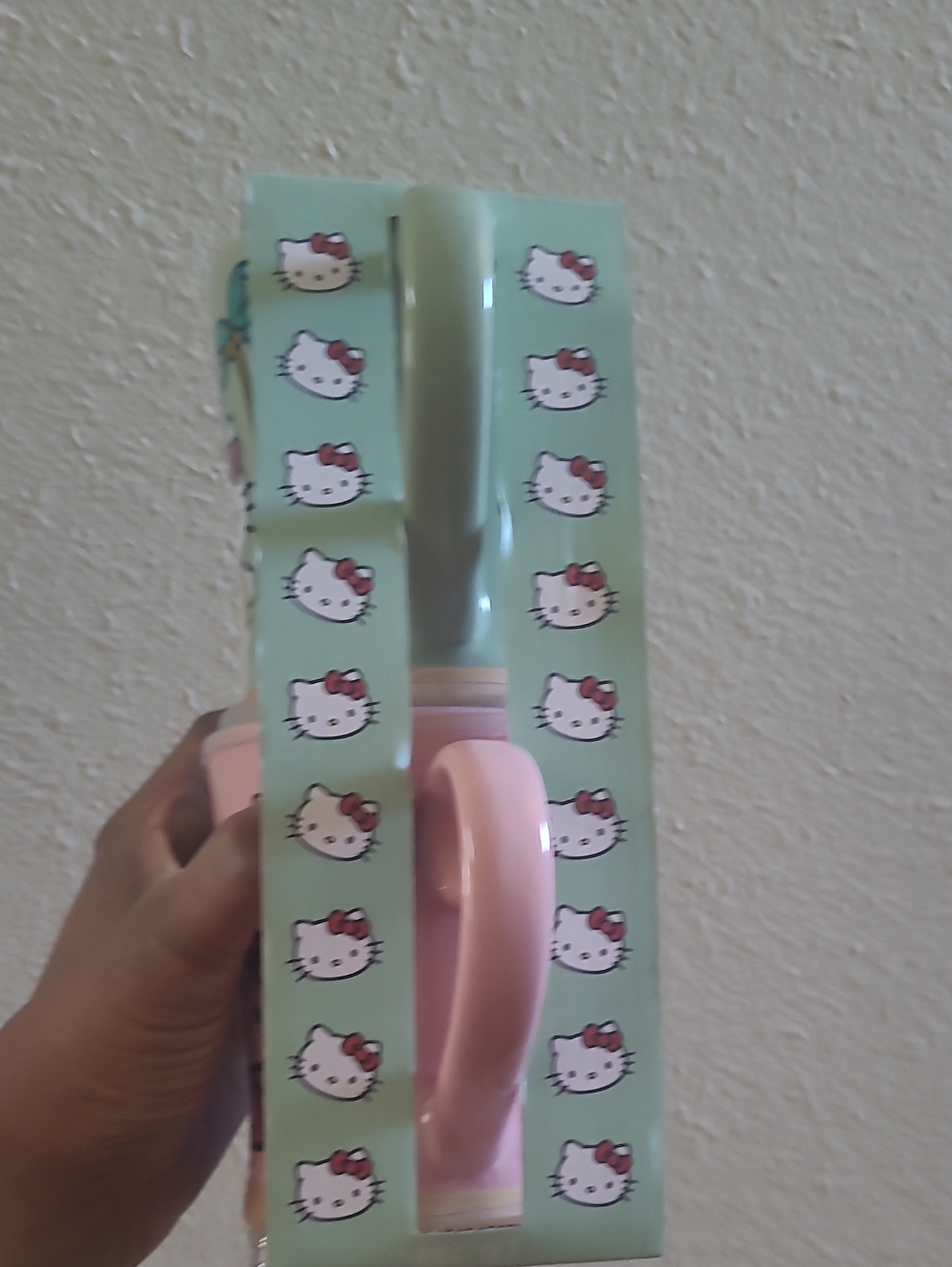 Sanrio Hello Kitty Pastel Pink & Mint Stackable Cups - Picture 2 of 7